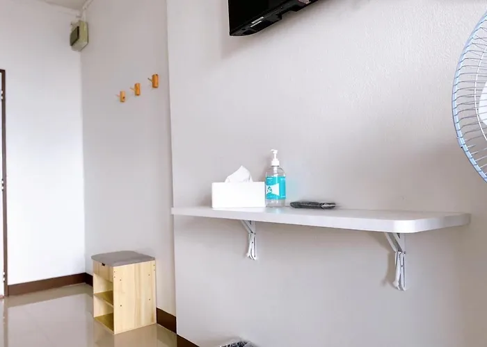 1st Step Thailand Blue - 32sqm With High Speed Wifi