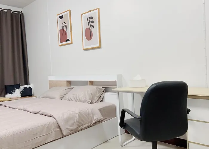 1st Step Thailand Blue - 32sqm With High Speed Wifi